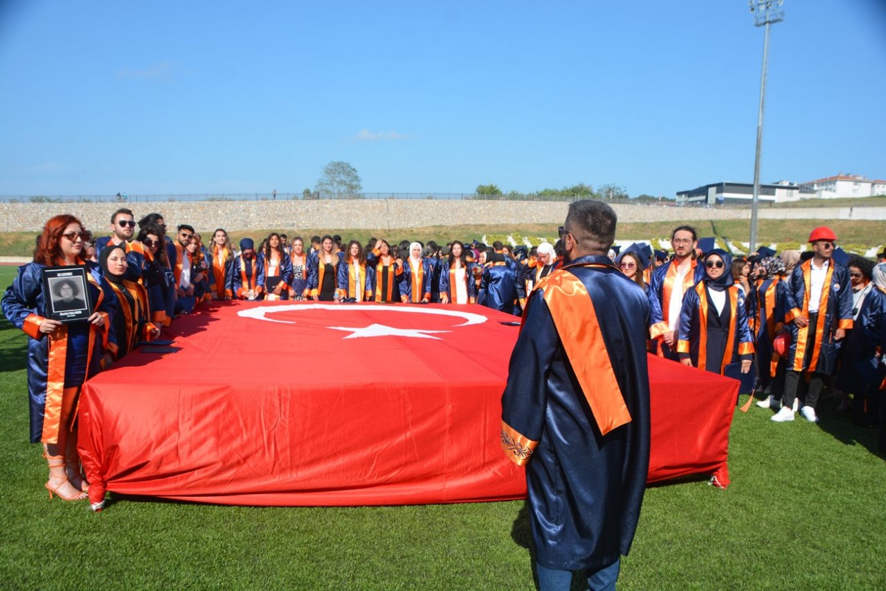 Sinop’ta 1500 öğrencinin mezuniyet heyecanı