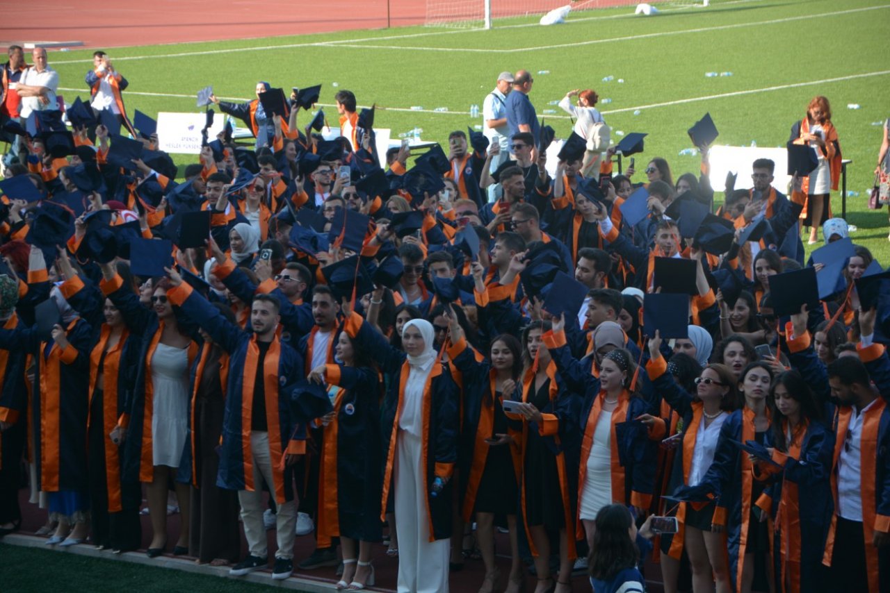 Sinop’ta 1500 öğrencinin mezuniyet heyecanı