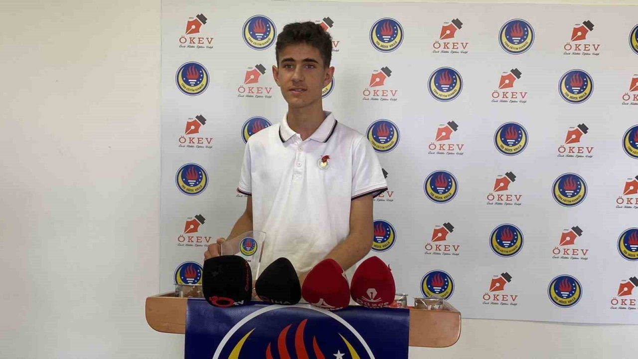 500 tam puan yapan Uygar mühendis olmak istiyor