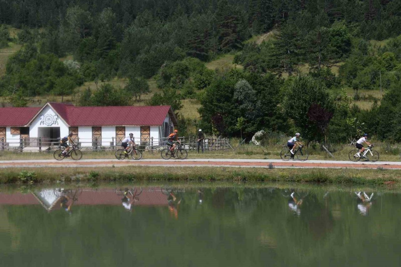 Bisikletçilerin yeni destinasyonu Batı Karadeniz oldu