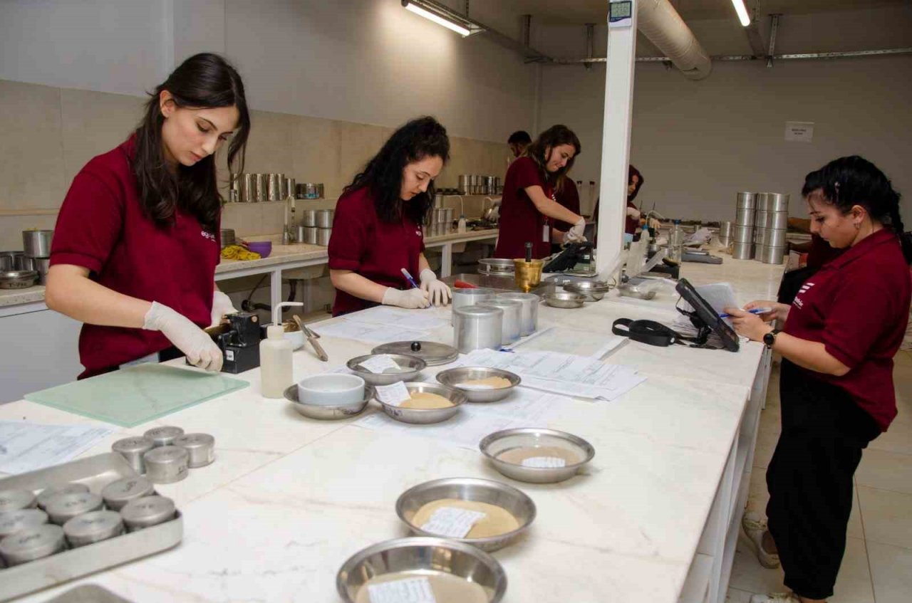 İzmir’de başlatılan zemin araştırması sürüyor: 22 bin test yapıldı