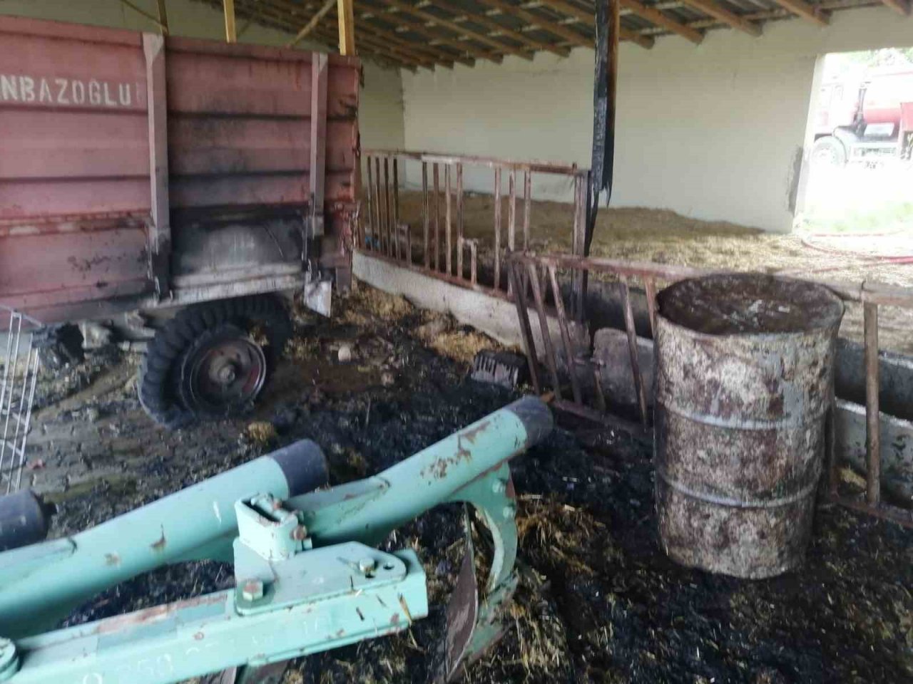 Besihanede çıkan yangın ekipler tarafından bürümeden söndürüldü