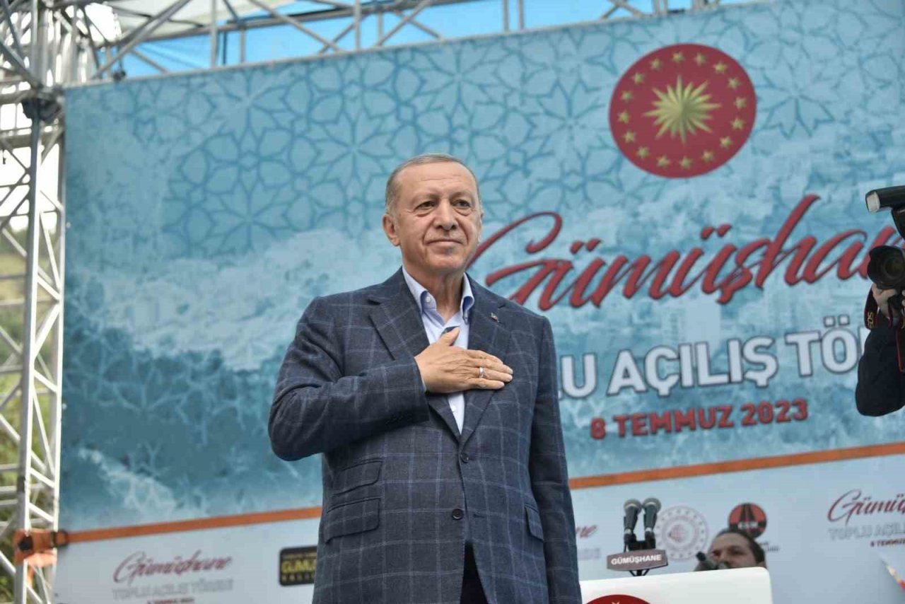 Cumhurbaşkanı Erdoğan: "Seçimlerin üzerinden tam 8 hafta geçti, 7’li koalisyon masasından bir kişi bile istifa etmedi”