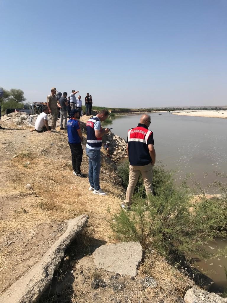 Batman’da 13 yaşındaki kız çocuğu çayda kayboldu