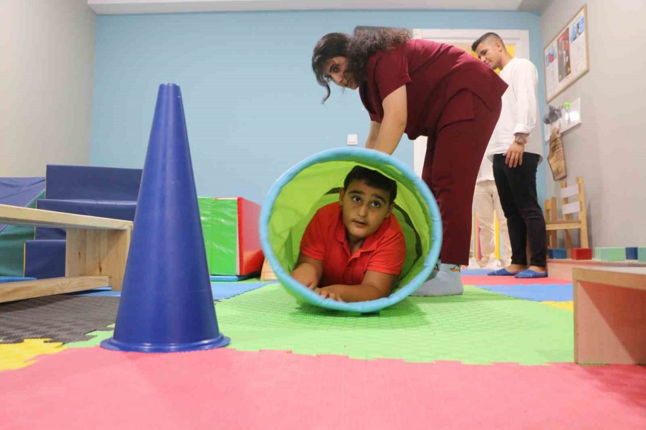 Diyarbakır’da otizmli bireyler sporla eğitim görüyor