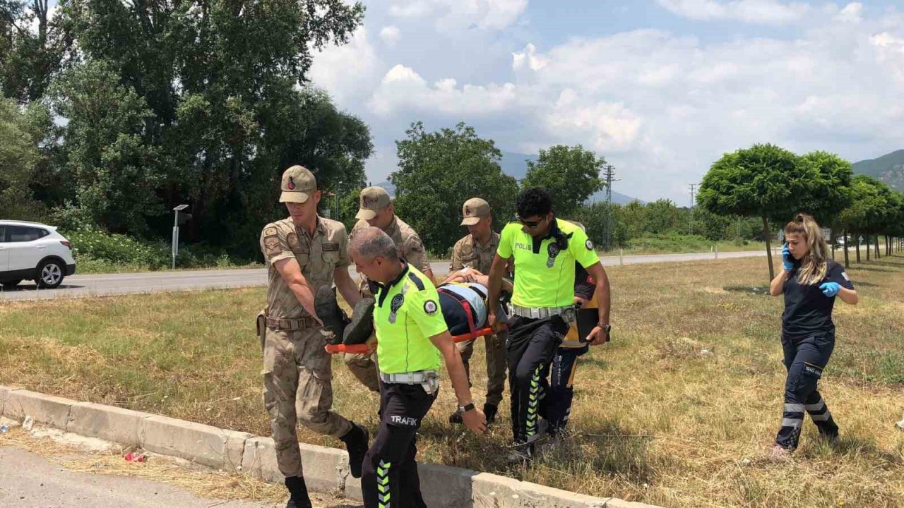 Amasya’da otomobil elektrikli bisikletle çarpıştı: 5 yaralı