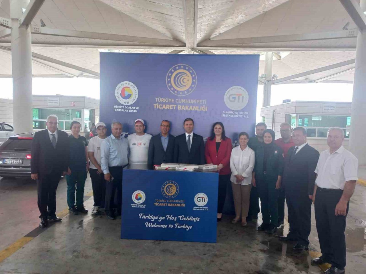 AK Parti Dış İlişkilerden Sorumlu Genel Başkan Yardımcısı Sırakaya Kapıkule’de