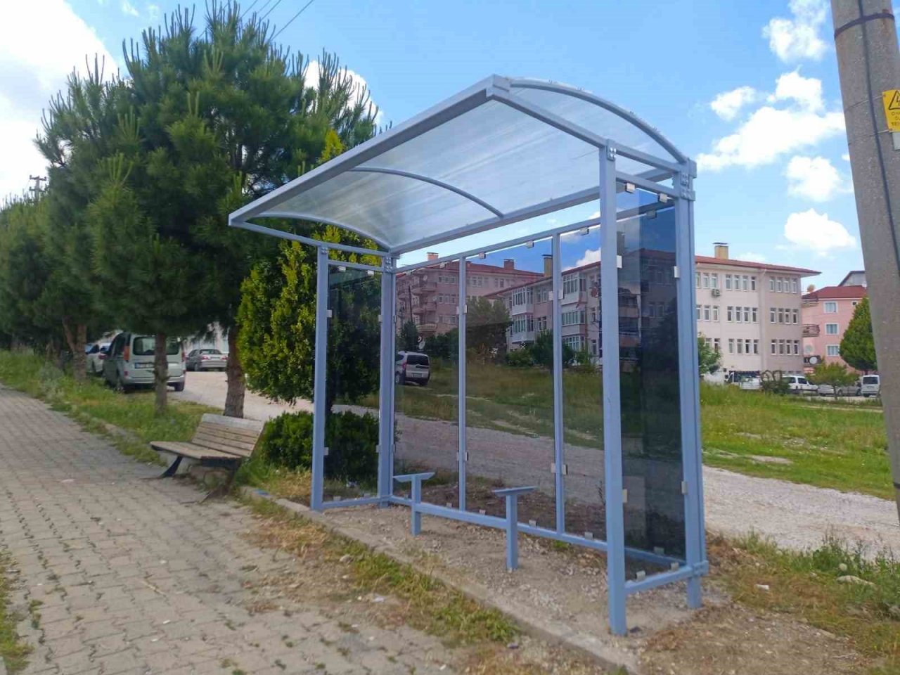 Gediz’de meslek lisesi öğrencilerinden durak üretimi