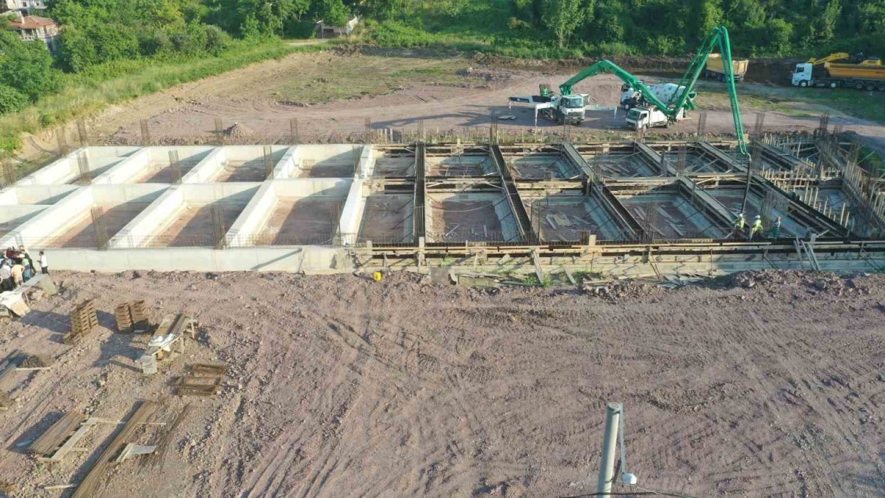 Başkan Büyükakın: "Modern terminaller inşa ediyoruz"