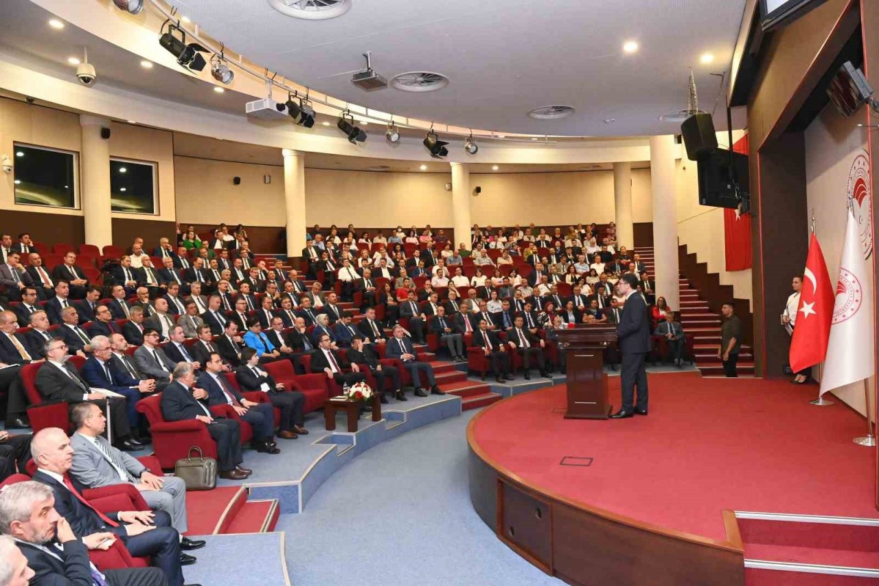 Bakan Yumaklı: “Tarımsal üretim planlama çalışmaları ile ilgili takvim işlemeye başladı”