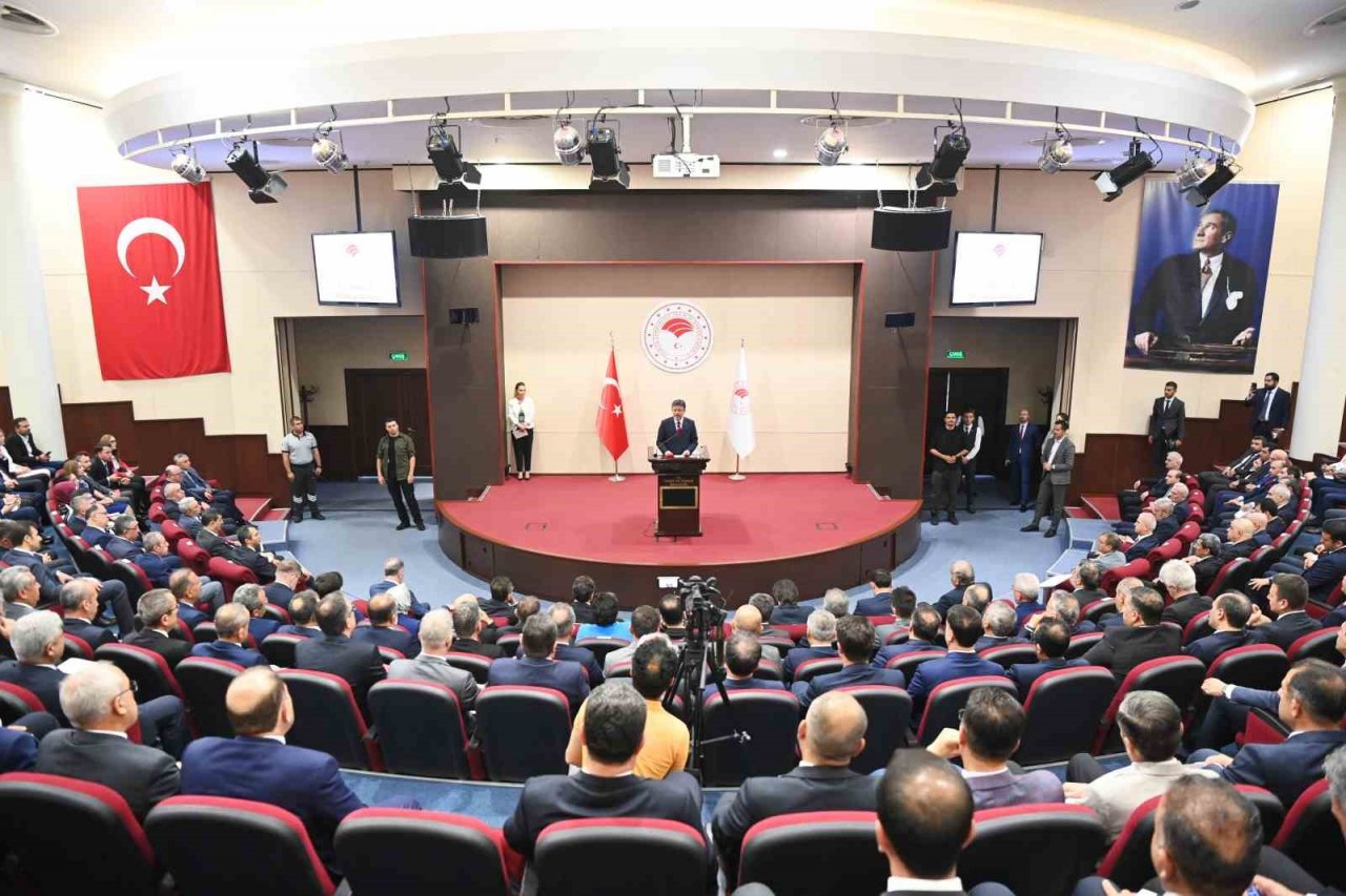 Bakan Yumaklı: “Tarımsal üretim planlama çalışmaları ile ilgili takvim işlemeye başladı”