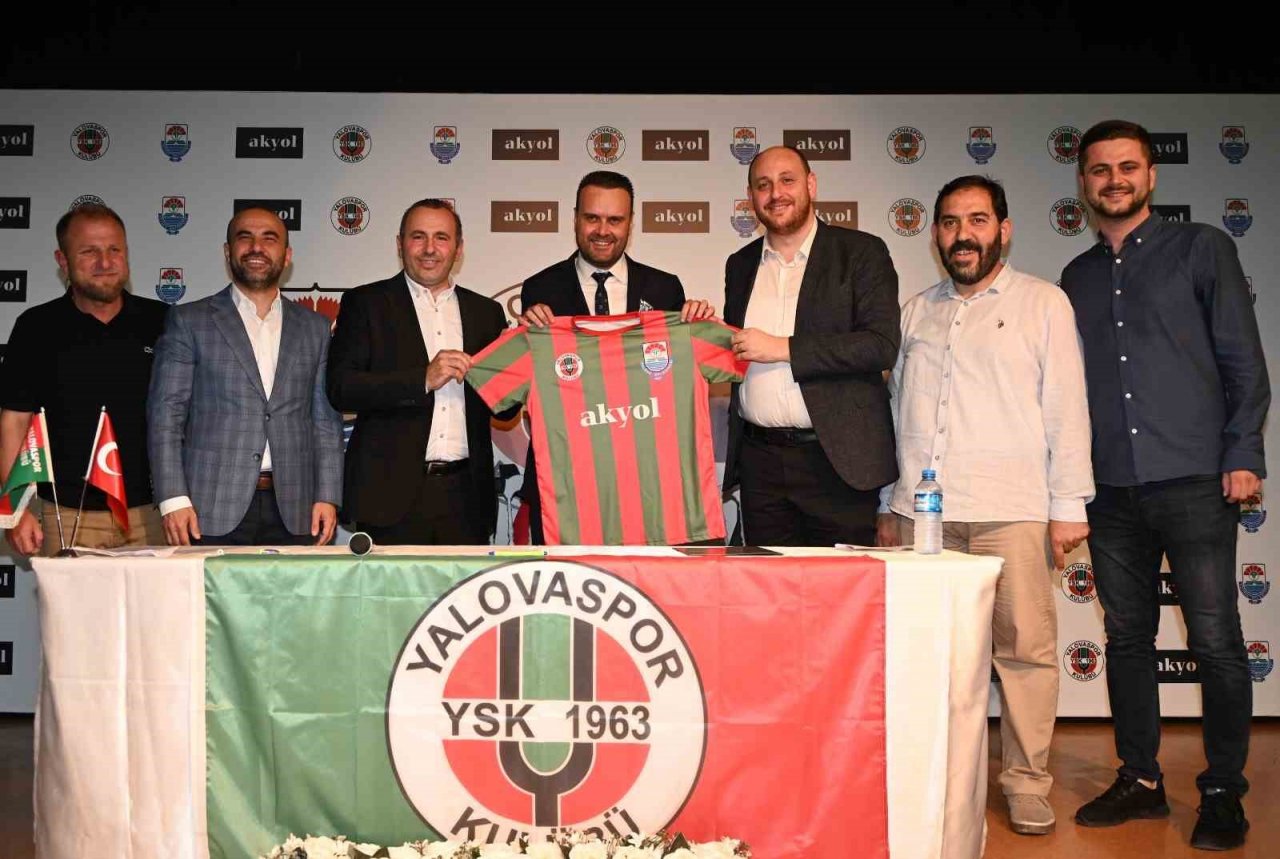 Yalovaspor’da sponsorluk anlaşması töreni