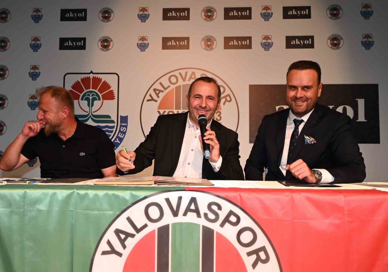 Yalovaspor’da sponsorluk anlaşması töreni
