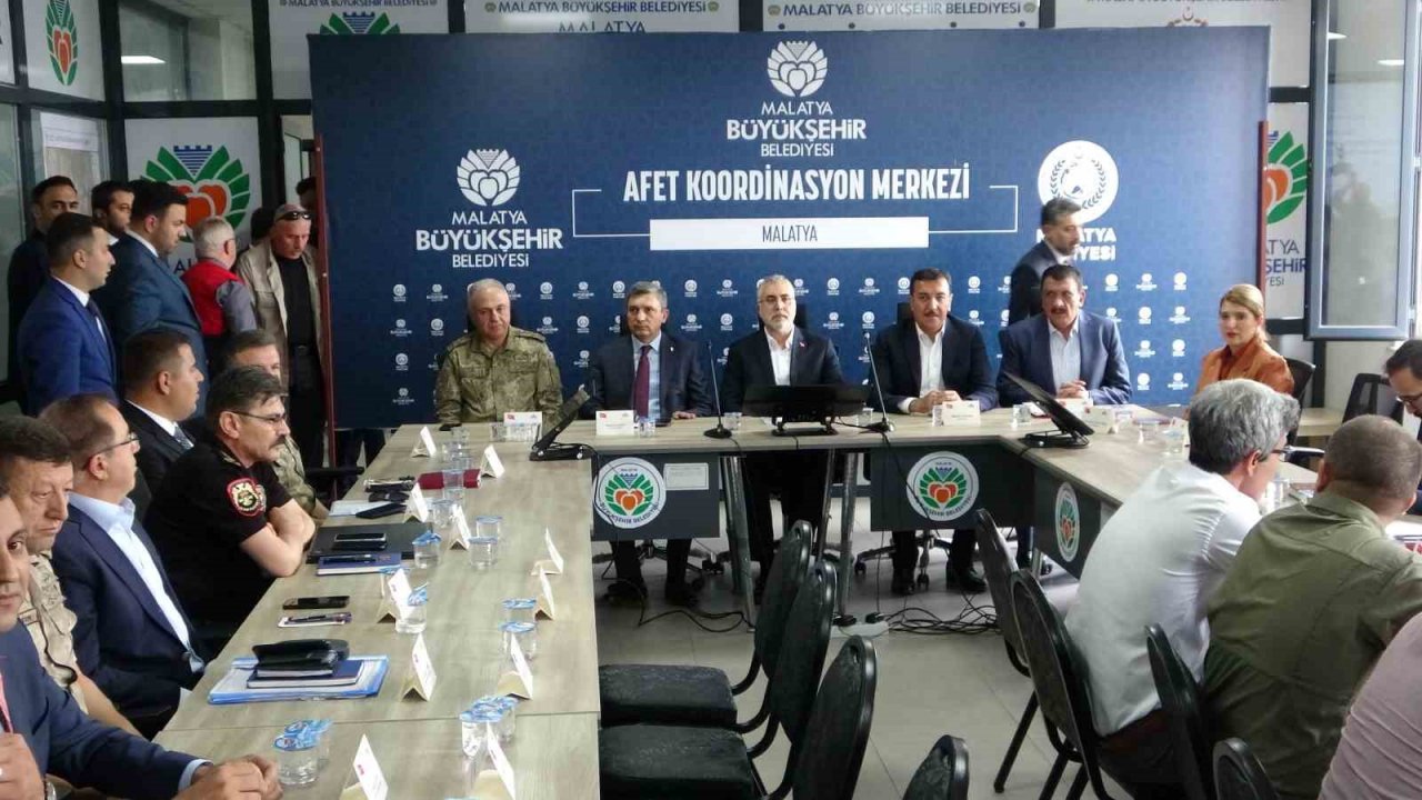 Bakanı Işıkhan Malatya’da Afet Koordinasyon Toplantısına katıldı