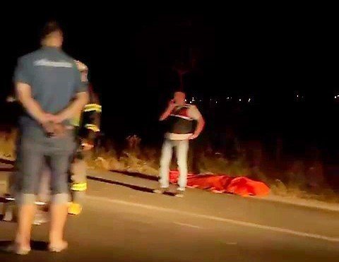 Tıra arkadan otomobiliyle çarpan belediye personeli hayatını kaybetti