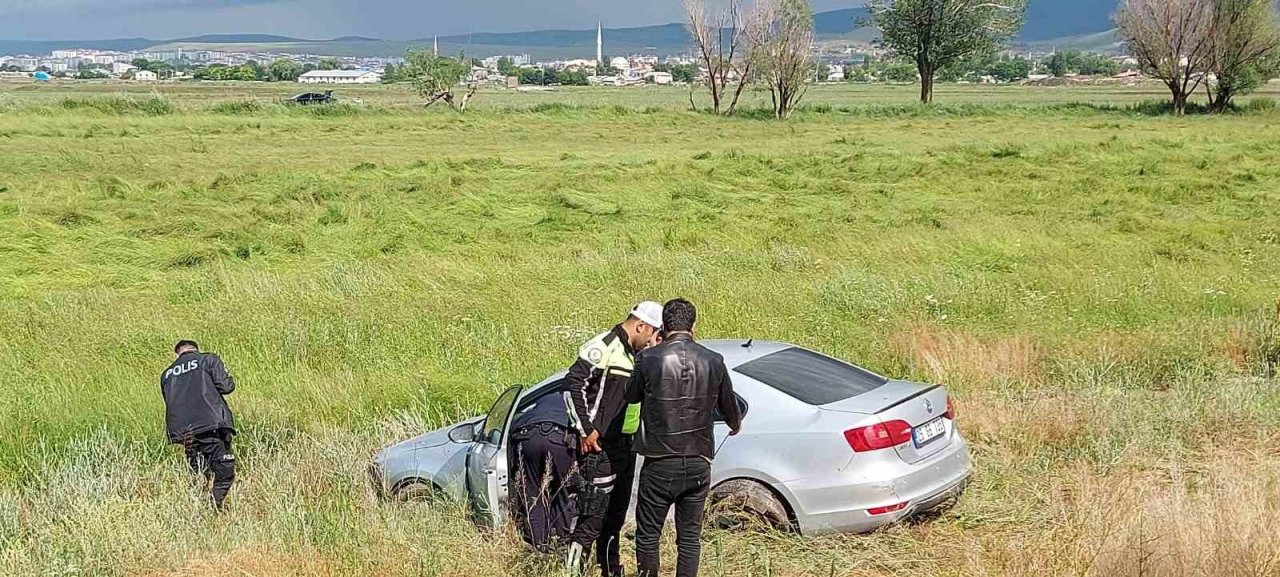 Sağanak yağmur trafik kazasına neden oldu