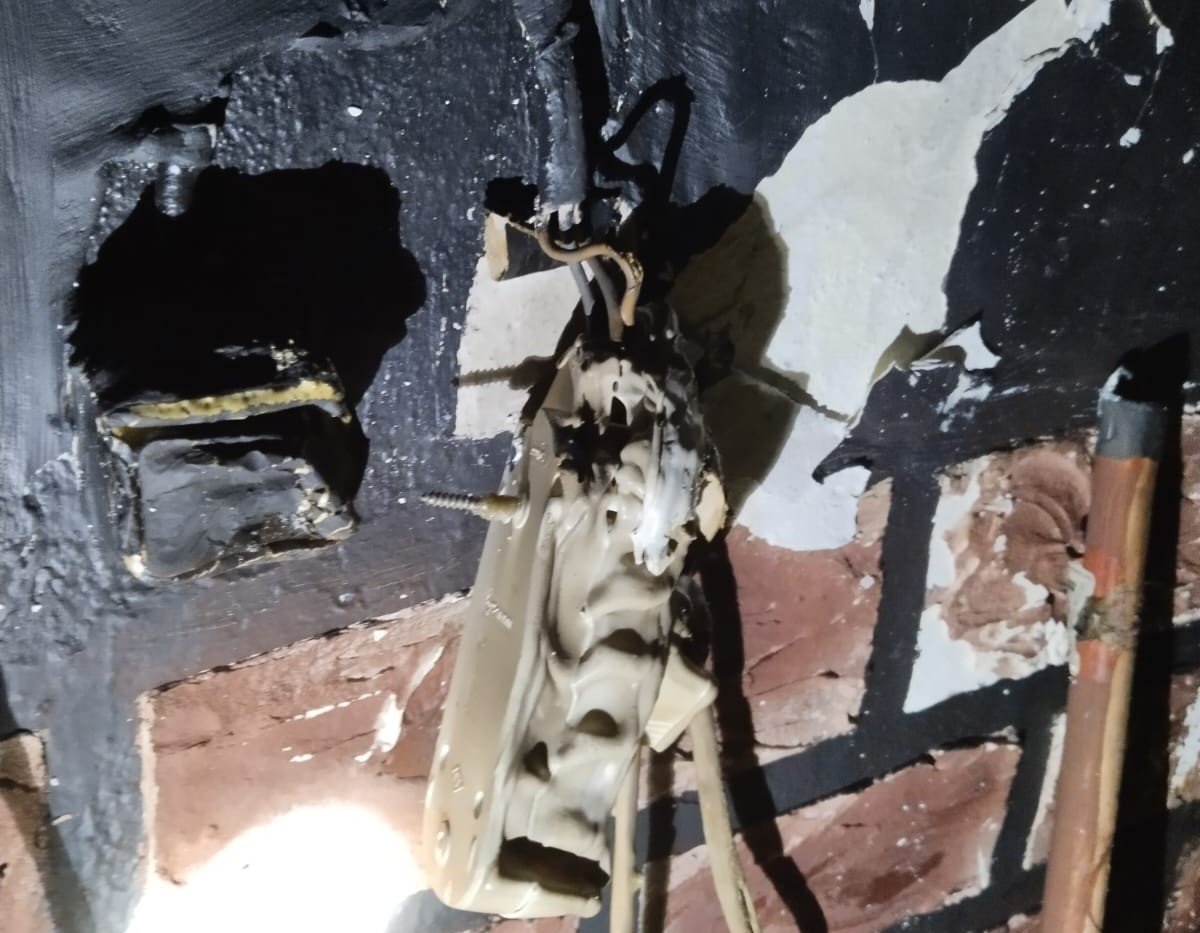 Gönen’de ayakkabı dükkanında yangın çıktı