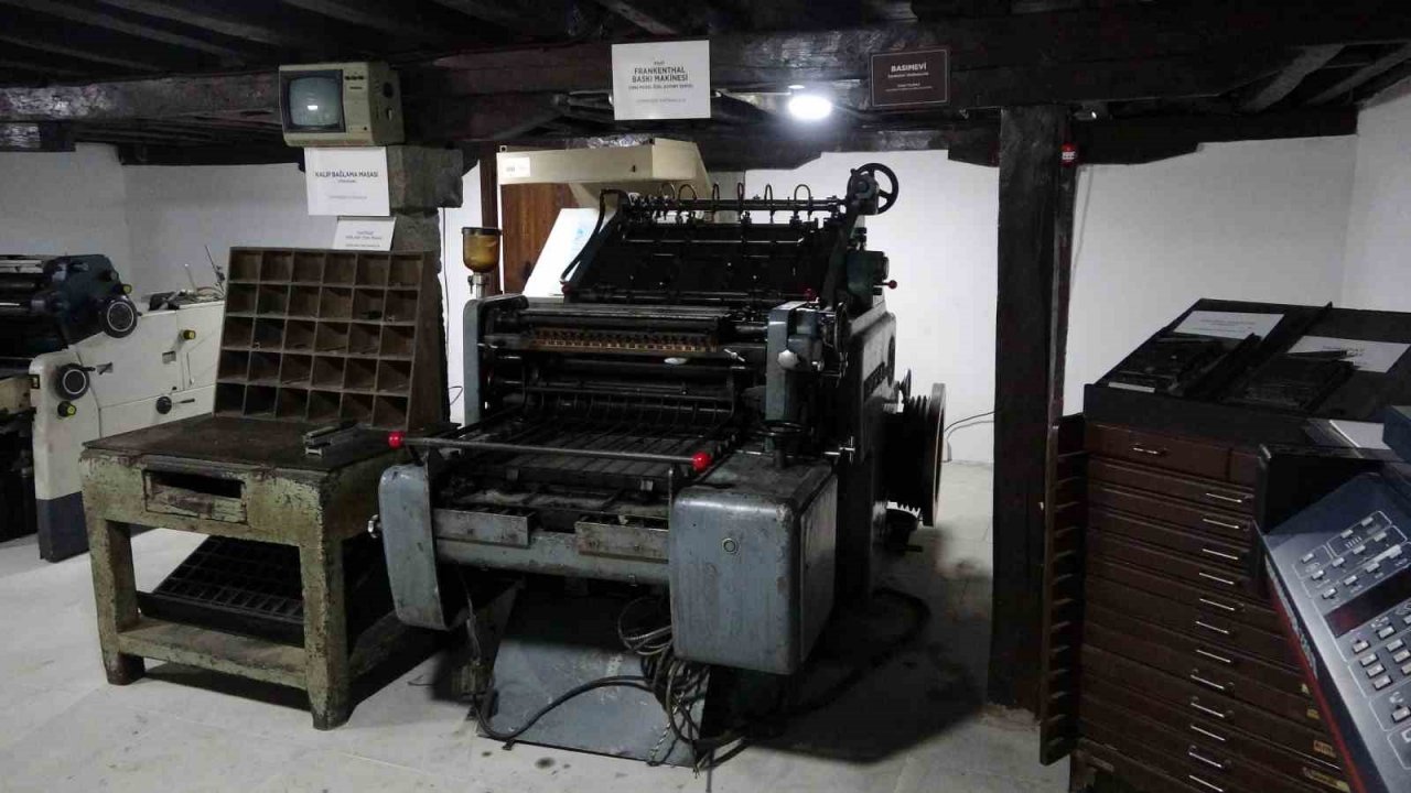 2. Dünya Savaşı’nda Hitler’in eritip tanka dönüştürdüğü baskı makinesi Trabzon’da sergileniyor