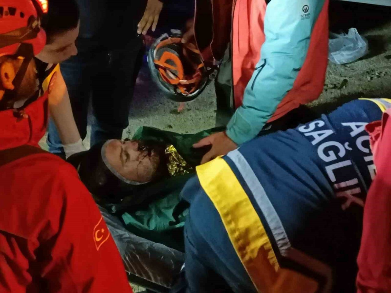 Kaçkar Dağları’ndaki yaralı dağcı kurtarıldı