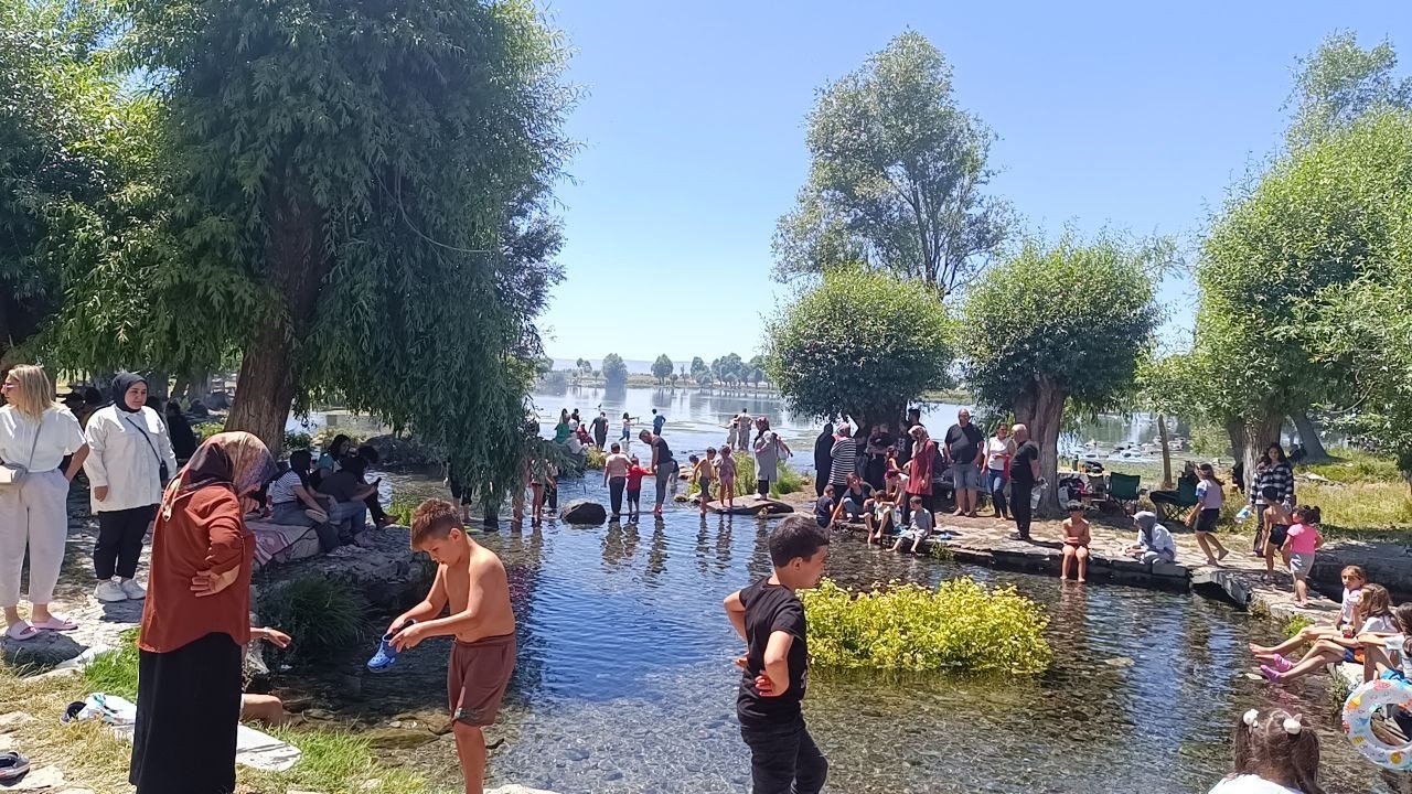 Büğleyen’e ziyaretçi akını