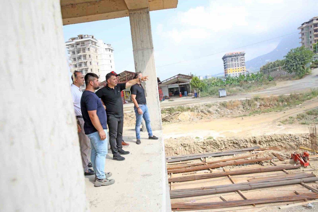 Mahmutlar kültür merkezi ve destek eğitim kursu hızla yükseliyor