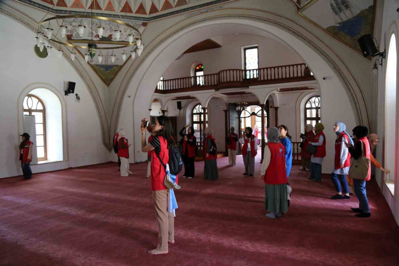 ‘Damla’ gönüllüleri Muğla’da