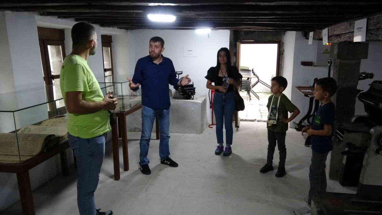 2. Dünya Savaşı’nda Hitler’in eritip tanka dönüştürdüğü baskı makinesi Trabzon’da sergileniyor