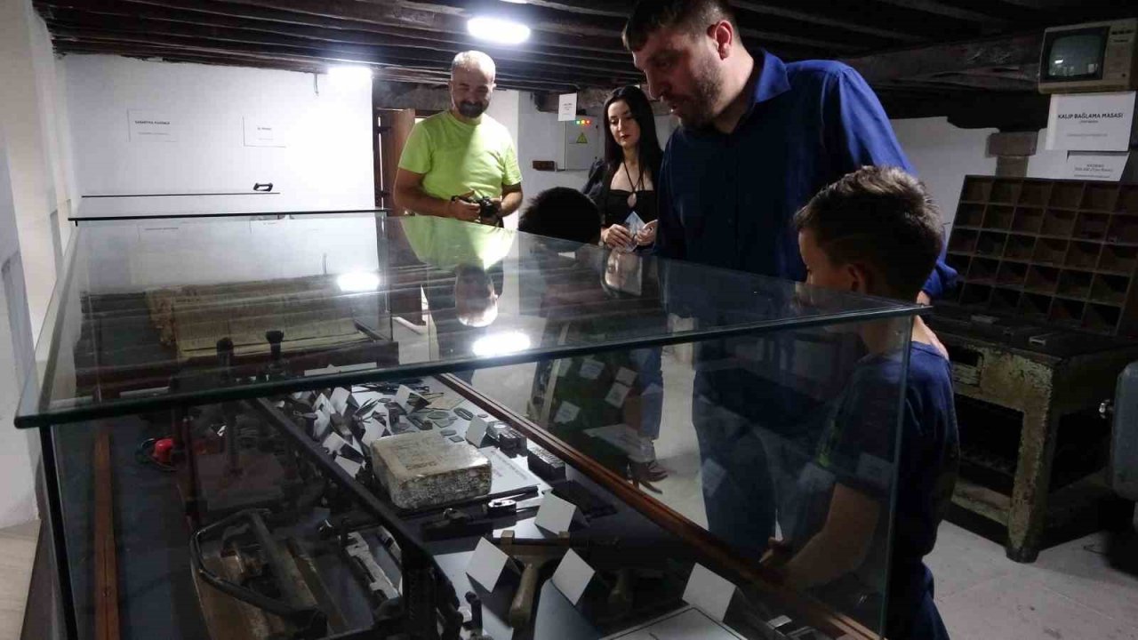 2. Dünya Savaşı’nda Hitler’in eritip tanka dönüştürdüğü baskı makinesi Trabzon’da sergileniyor