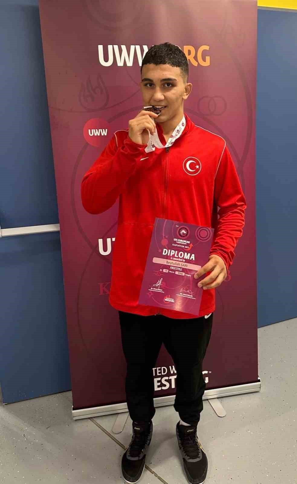 Pamukkale Belediyesporlu Beytullah Sarı Avrupa 3.’sü oldu