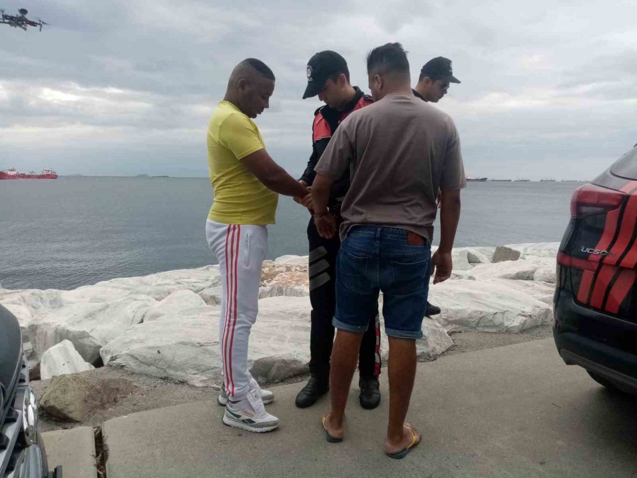 Fatih’te denetimlerde 80 düzensiz göçmen yakalandı