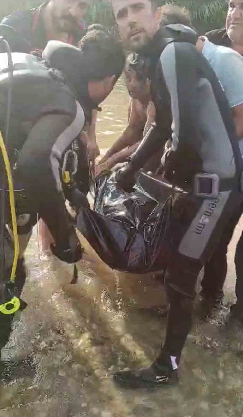 Suda kaybolan gencin cansız bedenine ulaşıldı