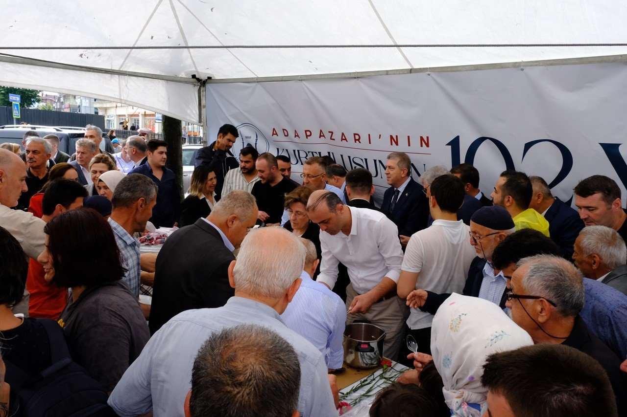 Adapazarı, düşman işgalinden kurtuluşunun 102’nci yılında buluştu