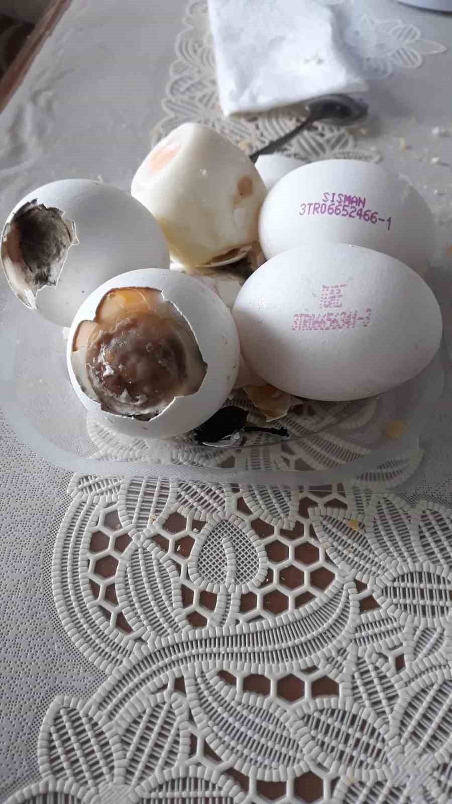 BİM’den aldığı yumurtaların hepsi bozuk çıktı