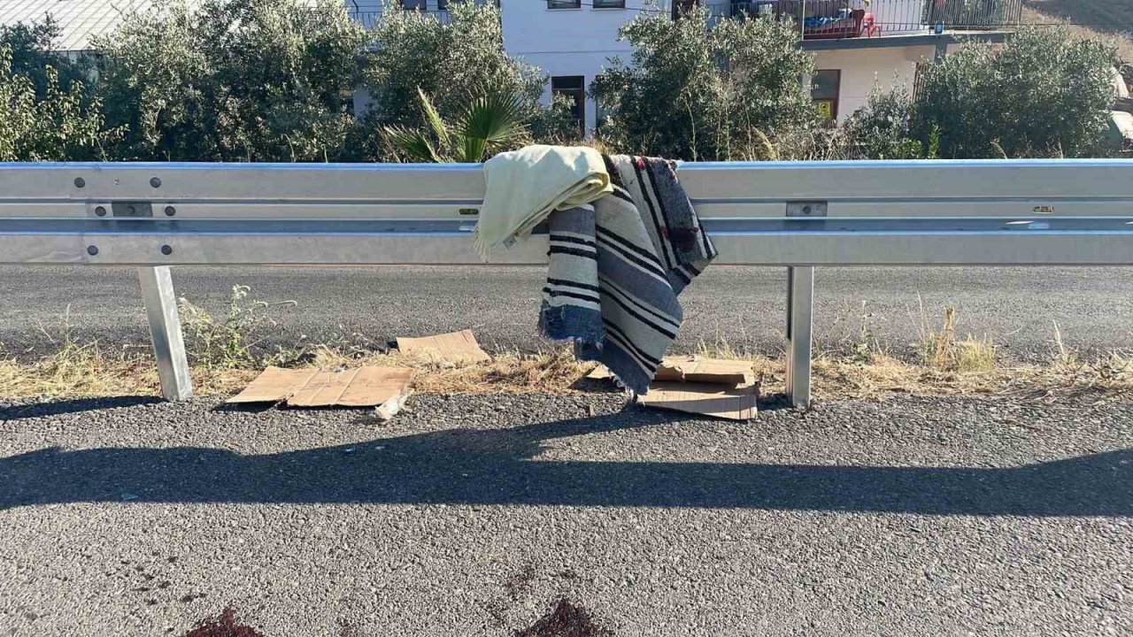 Antalya’da iki kardeş motosiklet kazasında yaralandı