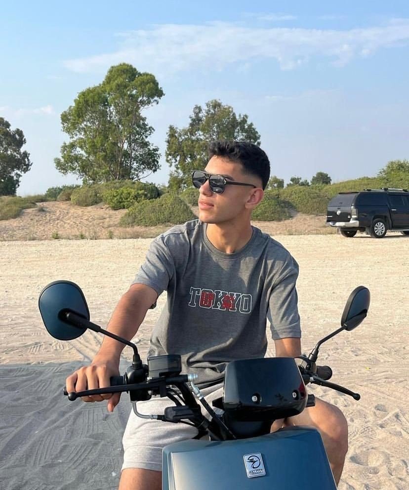 Otobüsle çarpışan motosikletin genç sürücüsü hayatını kaybetti