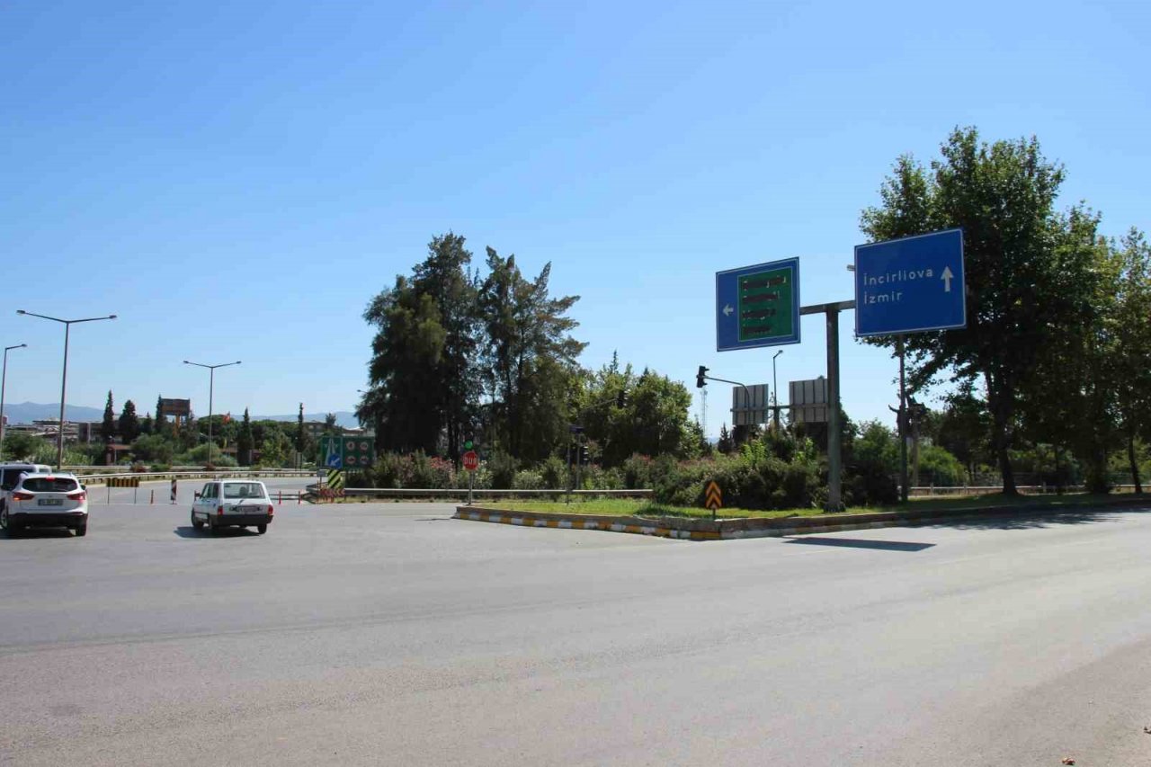 Aydın’da otoyolu Mimarsinan girişi 15 Ağustos’a kadar kapatıldı
