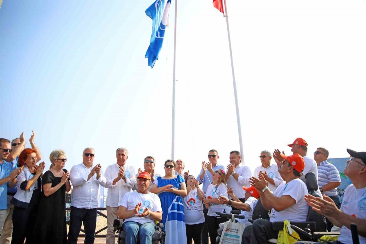 Ayvalık’ta ’Mavi Bayrak’ sayısı 29’a yükseldi