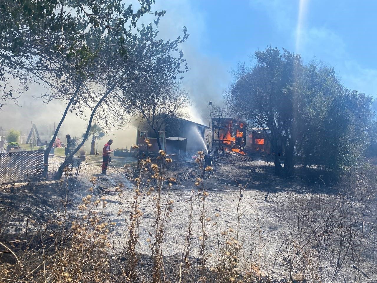 Bodrum Belediyesi ekipleri yangınlara müdahalede destek oldu