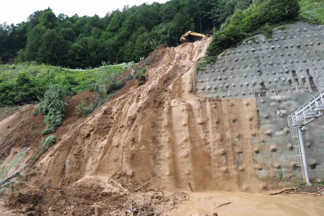 Bolu Dağı Tüneli’nde hummalı çalışma
