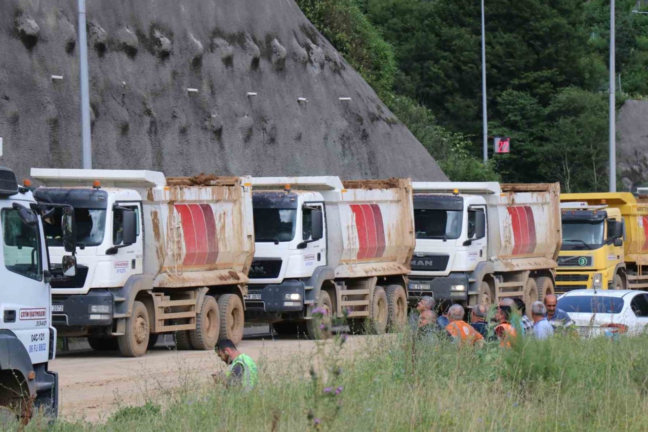 Bolu Dağı Tüneli’nde hummalı çalışma