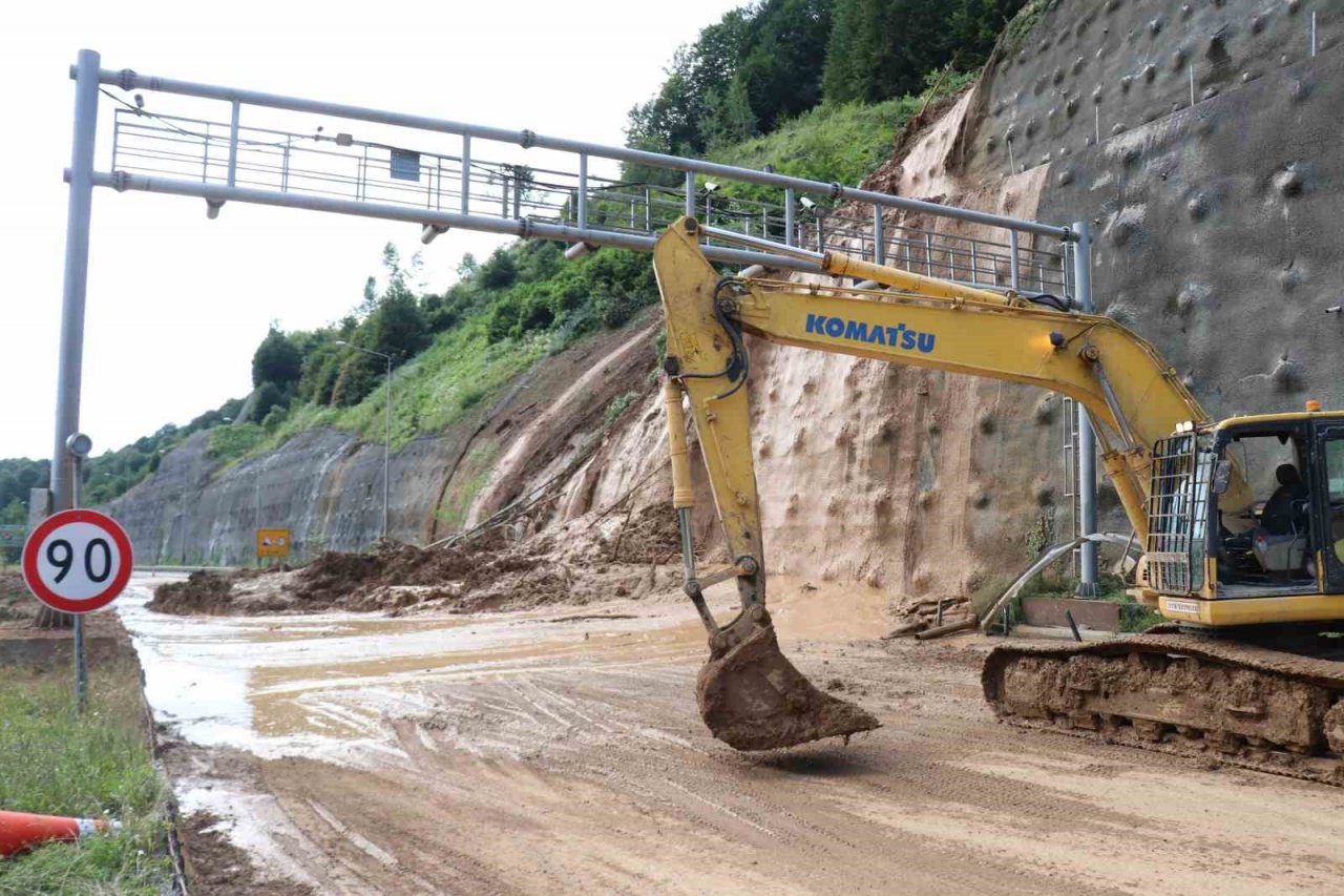 Bolu Dağı Tüneli’nde hummalı çalışma