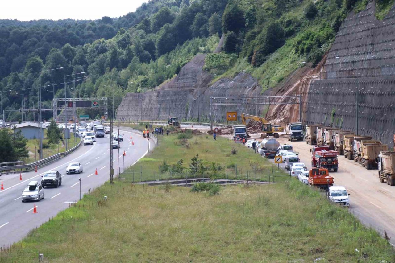 Bolu Dağı Tüneli’nde hummalı çalışma