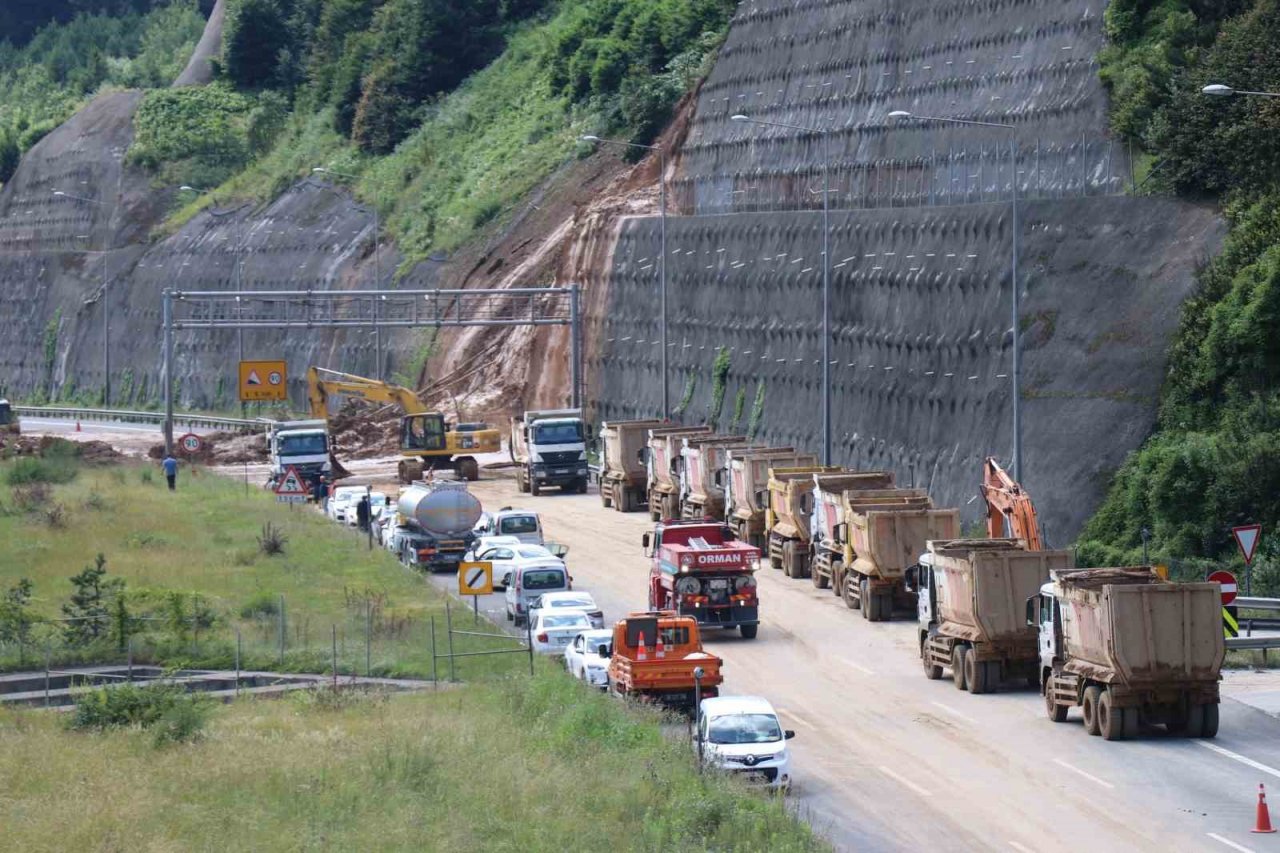 Bolu Dağı Tüneli’nde hummalı çalışma