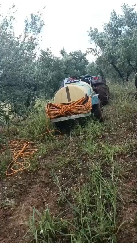 Sobayı benzinle yakmak istedi, evi yaktı
