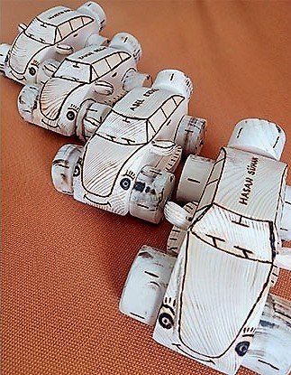 Atık tahtalardan yaptığı oyuncaklarla ‘Sanatçı’ kimliğine kavuştu