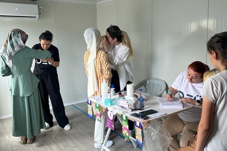 DEÜ, deprem bölgesinde salgına karşı tetikte