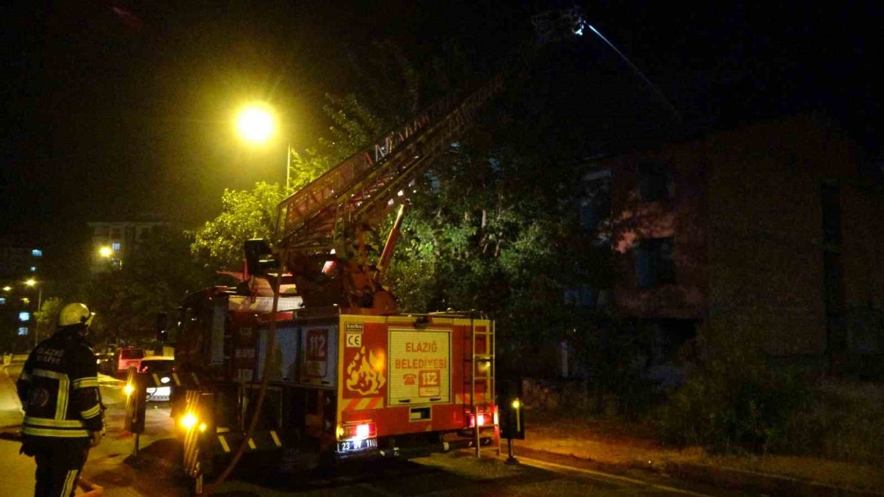 Elazığ’da korkutan yangın