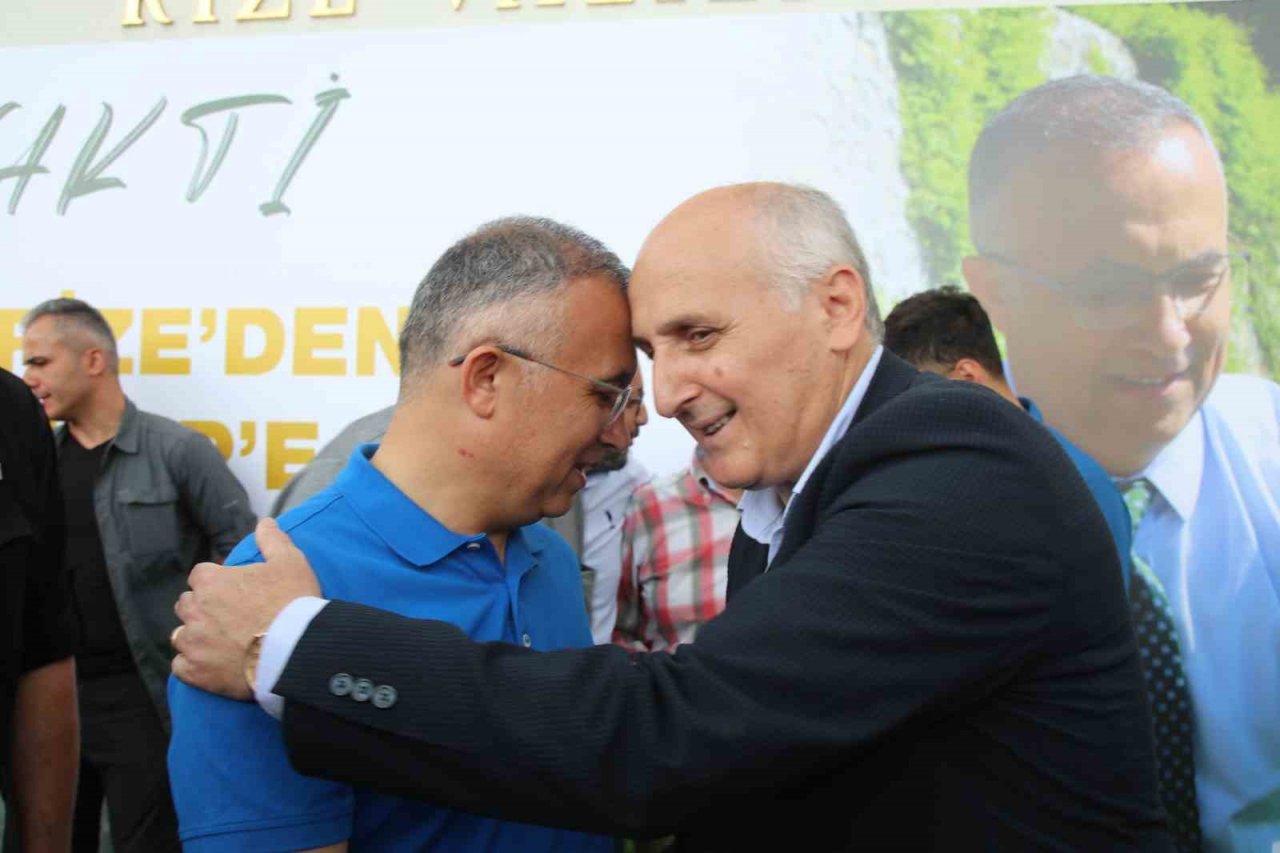 Rize Valisi Kemal Çeber yeni görev yeri Gaziantep’e uğurlandı