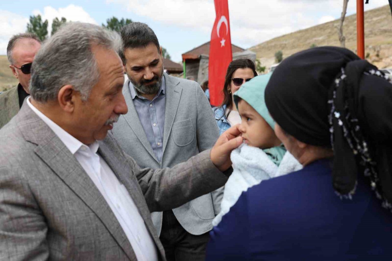 Talas Alaybeylililer şenlikte buluştu