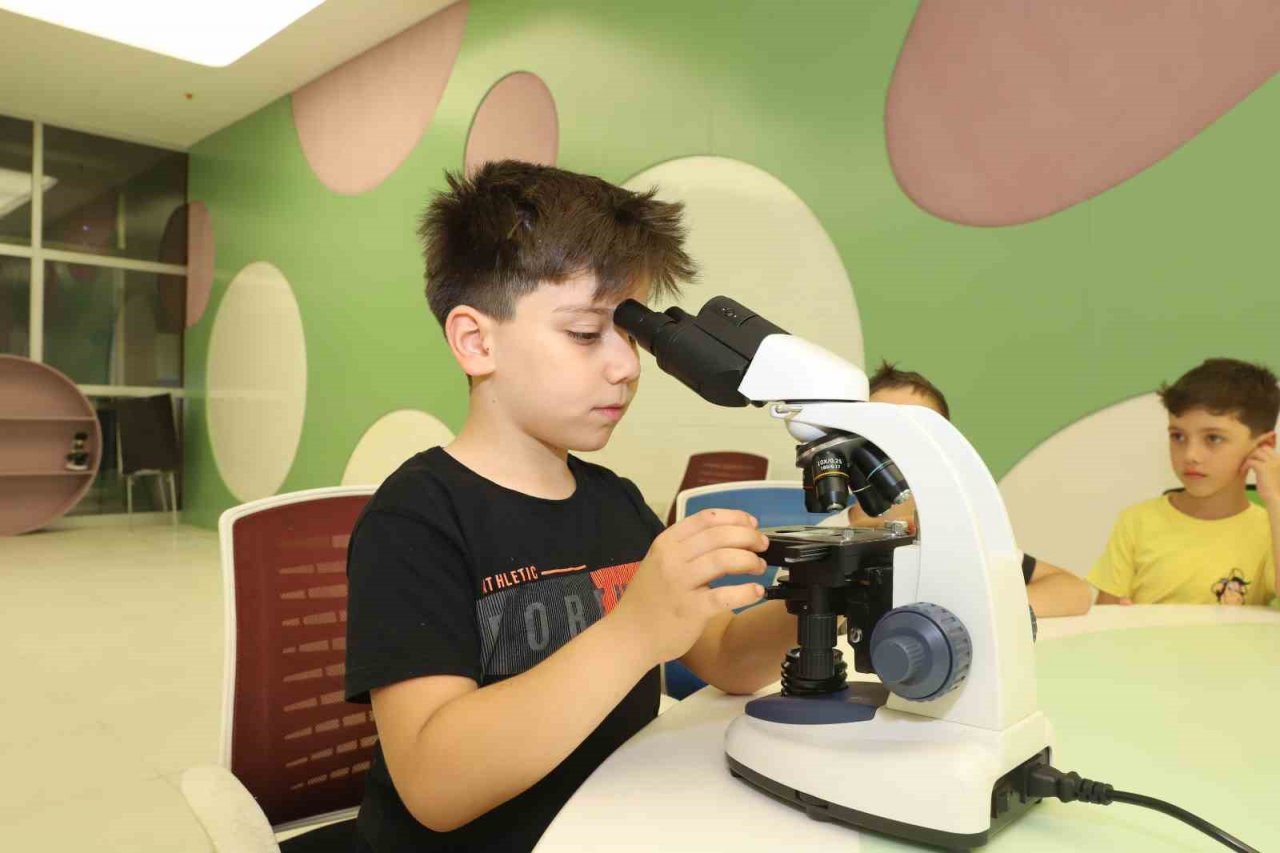 Kayseri Bilim Merkezi’nde yaz dolu dolu geçiyor